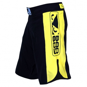 Bad Boy Strike MMA shorts zwart/geel